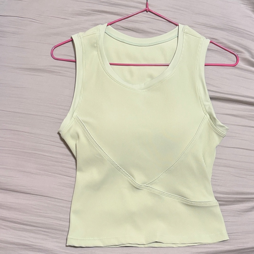 Women’s Ribbed V-Neck Tank Top in Pale Green